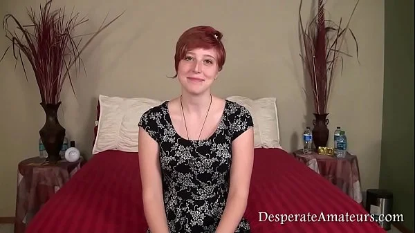 Casting redhead Aurora Desperate Amateurs