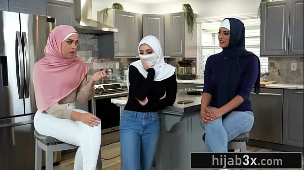 Naughty Muslim Babes Welcome Their Friend To America