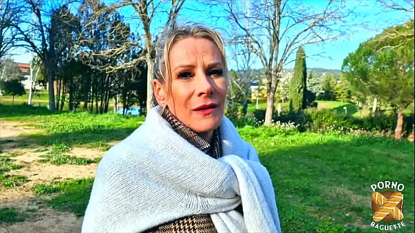 Victoria, 47 ans, s’essaye au casting X…