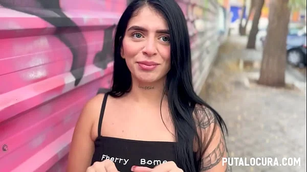 PutaLocura - Pillada a sensual colombiana Abby Montano