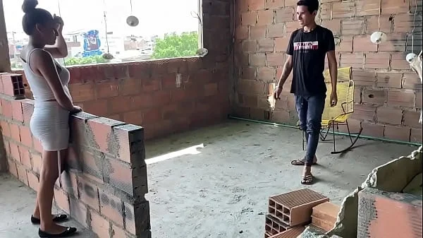 le follo por primera vez el enorme coño de mi patrona y me corro dentro de el