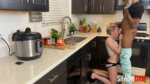 FREE USE SLUT FOR BREADING EPISODE 1
