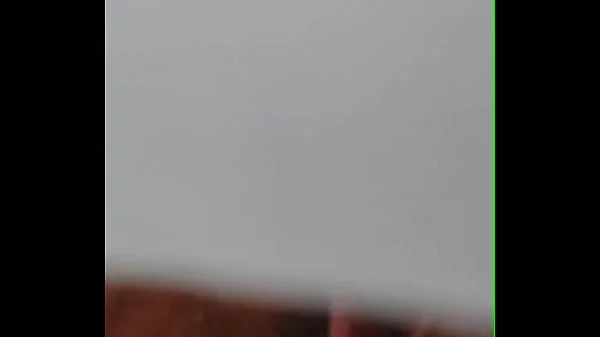 Oma zonder slipje onder jurk