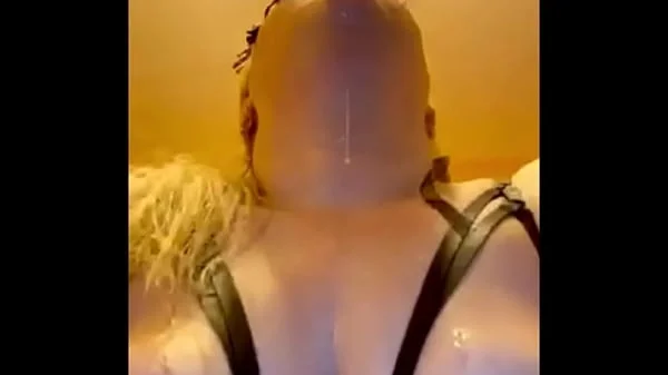 Piss gagging with kittykat