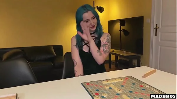 Scrabble player Khalamité gets secretly fucked for cheating!!!