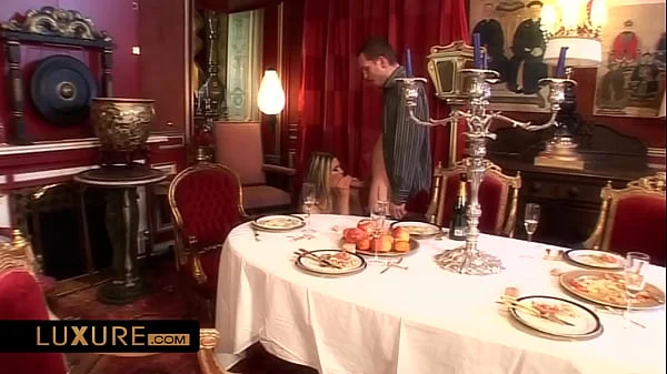Threesome after a swinger dinner