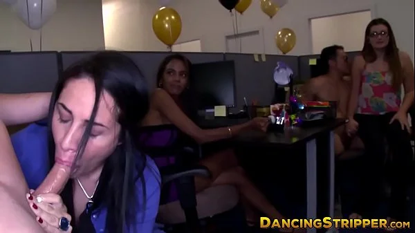 Wild CFNM party with amateurs sucking and fucking a stripper