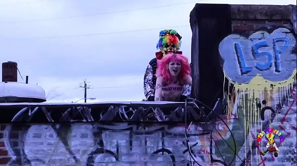 Fucking this gothic chick on the roof
