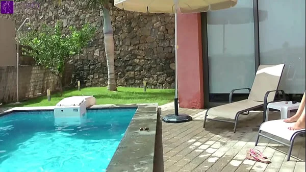 Kinky piss, leak and blow action on the beach and hotel pool with my girlfriend Dirty-Tina!