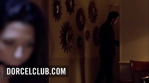 The Alexa Tomas Initiation - Luxure scene