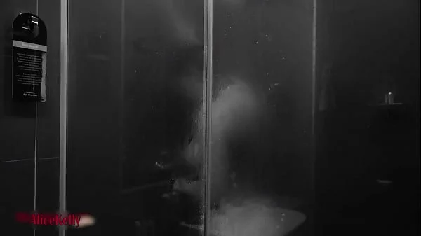 INCREDIBLY BEAUTIFUL AND REAL SEX IN THE SHOWER: WONDERFUL COUPLE