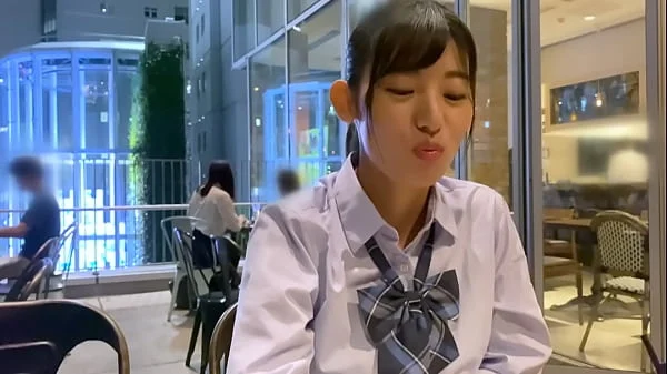 https://bit.ly/3vN773n　ハメ撮り　超絶かわいい美女女子高生とハメ撮りセックス。エロいお尻がとても興奮をそそる。フェラのテクニックもエロい。制服を着たままバックで激しく挿入。かわいい声で喘ぎまくり。
