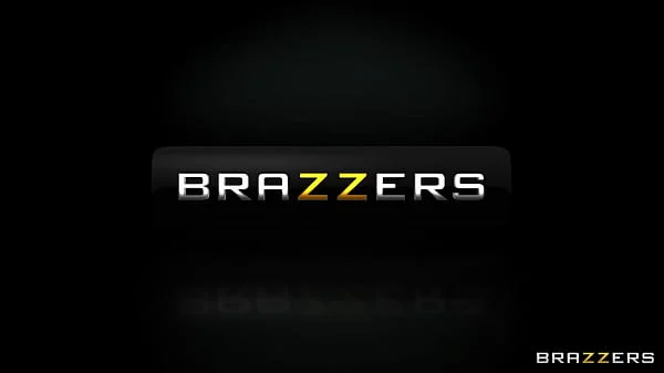 Threesome With Tiny Squirting Stepmom / Brazzers  / download full from http://zzfull.com/plas