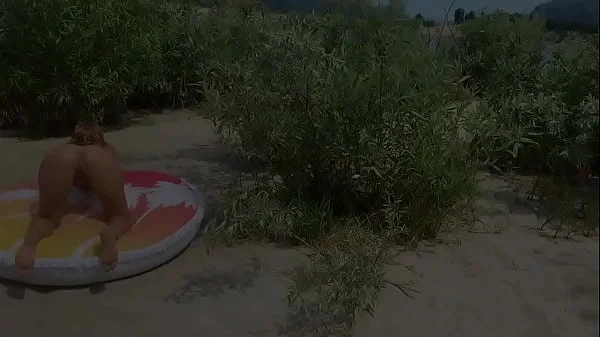 Her flashing day at the beach