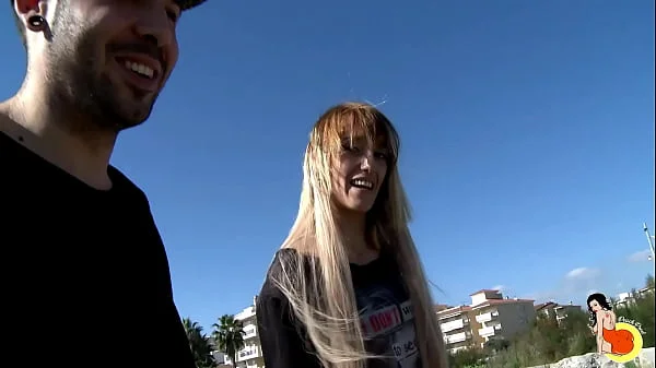 Slim blonde chick gets assfucked outdoor